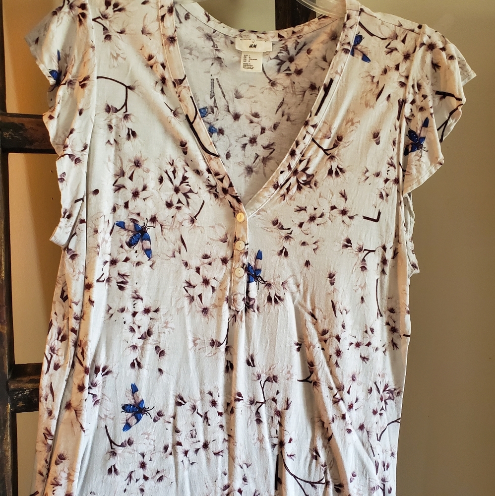 H&M Flutter Sleeve Top